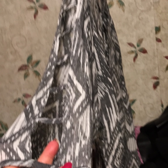 Top - Picture 2 of 3